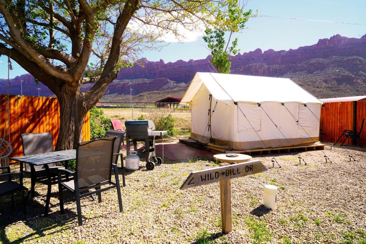 Funstays Glamping Setup Tent In Rv Park #6 Ok-T6 Moab Eksteriør bilde
